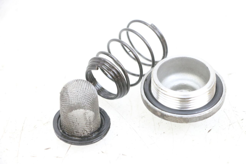 photo de OIL SUMP PLUG PEUGEOT KISBEE 4T 50 (2010 - 2017) - Technical close-up