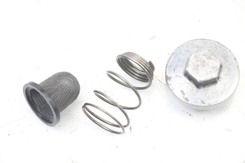 photo de ENGINE OIL CAP KYMCO XCITING 500 (2007 - 2010) - Main view