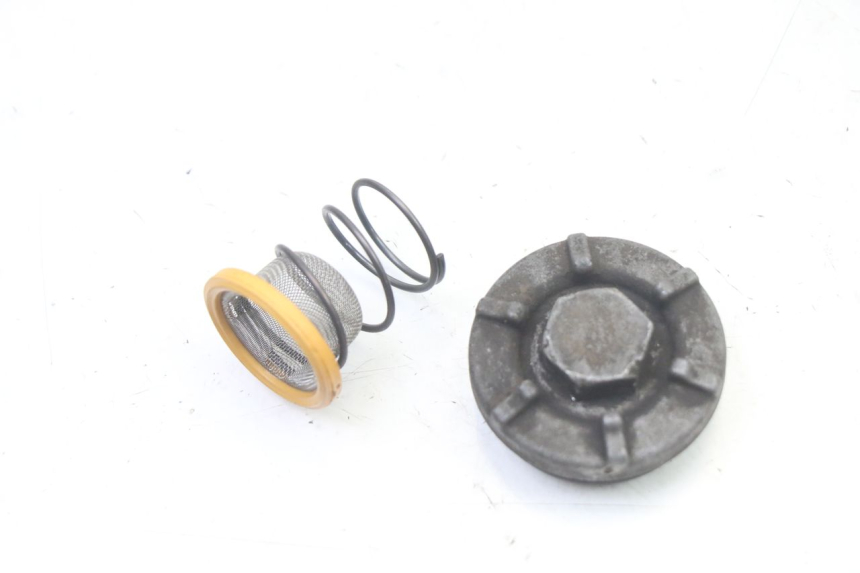 photo de ENGINE OIL CAP MBK OVETTO 4T 50 (2008 - 2016) - Zoom on usage condition