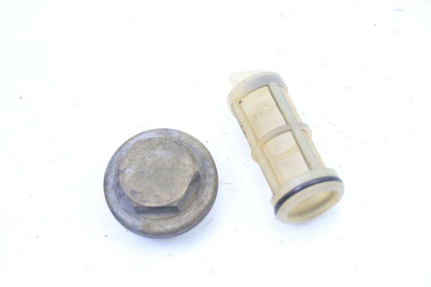 photo de ENGINE OIL CAP PIAGGIO SUPER LX 125 (2000 - 2003) - Main view