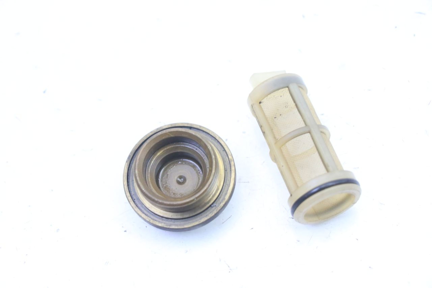 photo de ENGINE OIL CAP PIAGGIO SUPER LX 125 (2000 - 2003) - Component detail