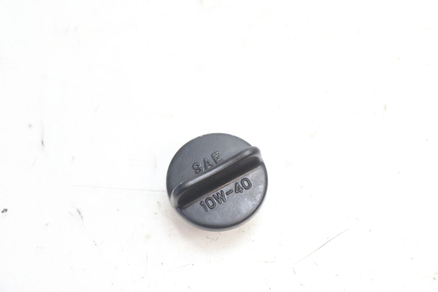 photo de ENGINE OIL CAP SUZUKI SV S 650 (1999 - 2002) - Component detail