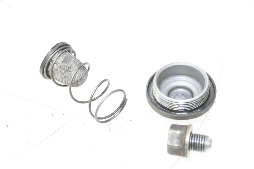 photo de ENGINE OIL CAP SMC XROAD 150 - Main view