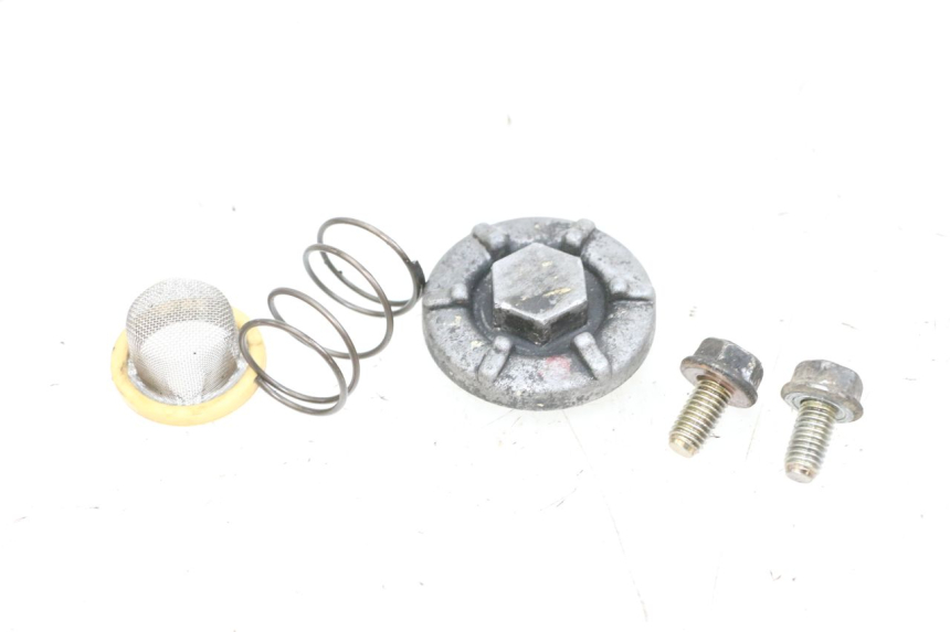 photo de ENGINE OIL CAP YAMAHA YP MAJESTY 125 (2002 - 2006) - Main view