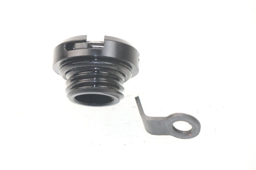 photo de ENGINE OIL CAP KAWASAKI Z Z900 900 (2017 - 2019) - Technical close-up