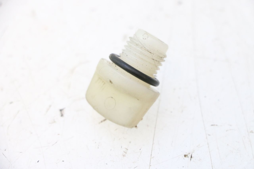 photo de REAR WHEEL SHAFT CAP MBK STUNT NAKED 50 (2004 - 2018) - Main view