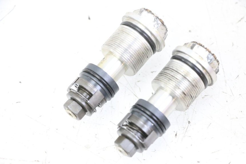 photo de FORK CAP HONDA CR 85 (2003 - 2007) - Component detail
