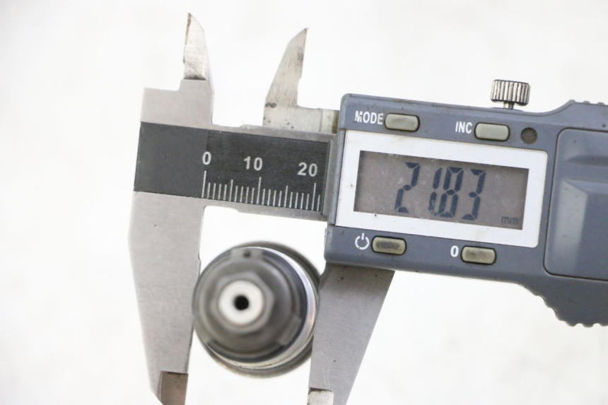 photo de FORK CAP HONDA CR 85 (2003 - 2007) - Alternative perspective