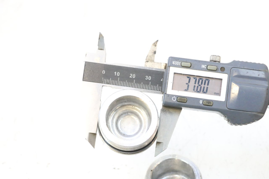 photo de FORK CAP KAWASAKI ER-6 ER6 F ABS 650 (2012 - 2016) - Component detail