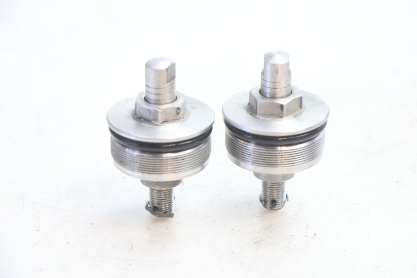 photo de FORK CAP SUZUKI GSR 600 (2005 - 2012) - Main view