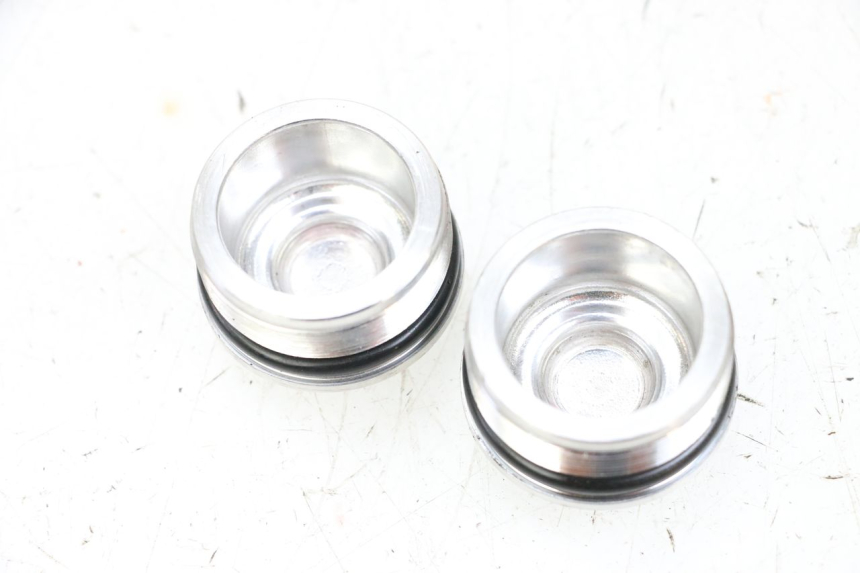 photo de FORK CAP YAMAHA MT-07 MT07 ABS 700 (2018 - 2020) - Zoom on usage condition