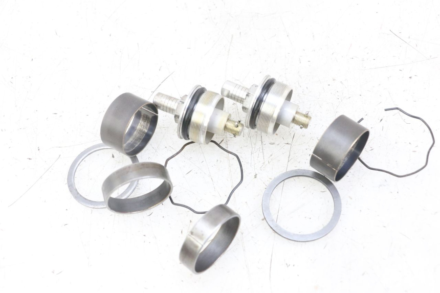 photo de FORK CAP SUZUKI GSX F GSXF 650 (2007 - 2015) - Alternative perspective