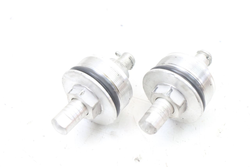 photo de FORK CAP SUZUKI GSX F GSXF 650 (2007 - 2015) - Zoom on usage condition