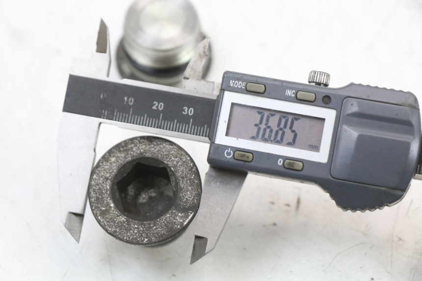 photo de FORK CAP PIAGGIO X10 125 (2012 - 2017) - Alternative perspective