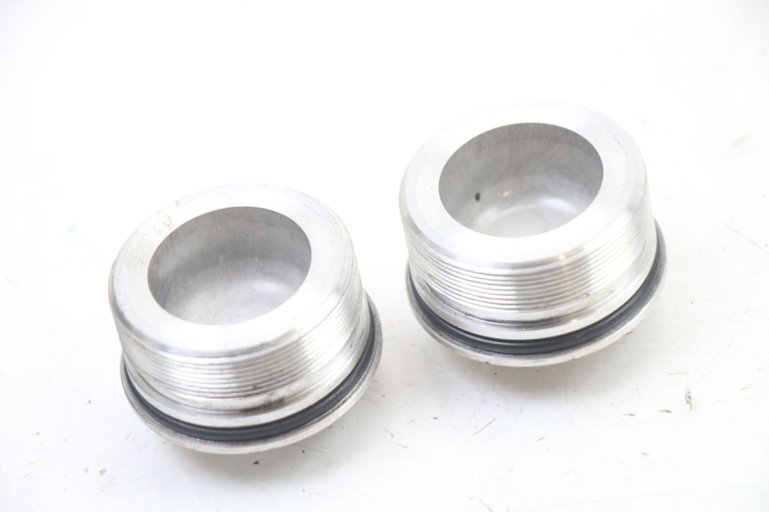 photo de FORK CAP YAMAHA XJ6 600 (2008 - 2016) - Zoom on usage condition