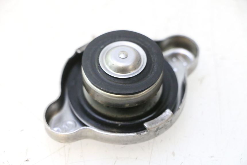 photo de RADIATOR CAP SUZUKI BURGMAN EXECUTIVE ABS 650 (2006 - 2012) - Component detail