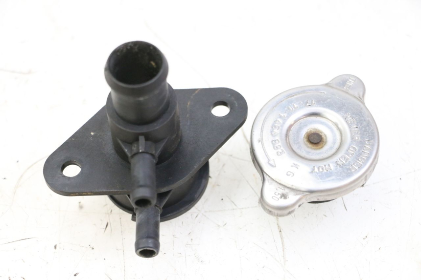 photo de RADIATOR CAP BMW C1 125 (2000 - 2003) - Main view