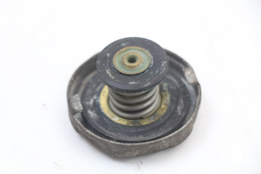 photo de RADIATOR CAP APRILIA CLASSIC 125 (1995 - 2001) - Zoom on usage condition
