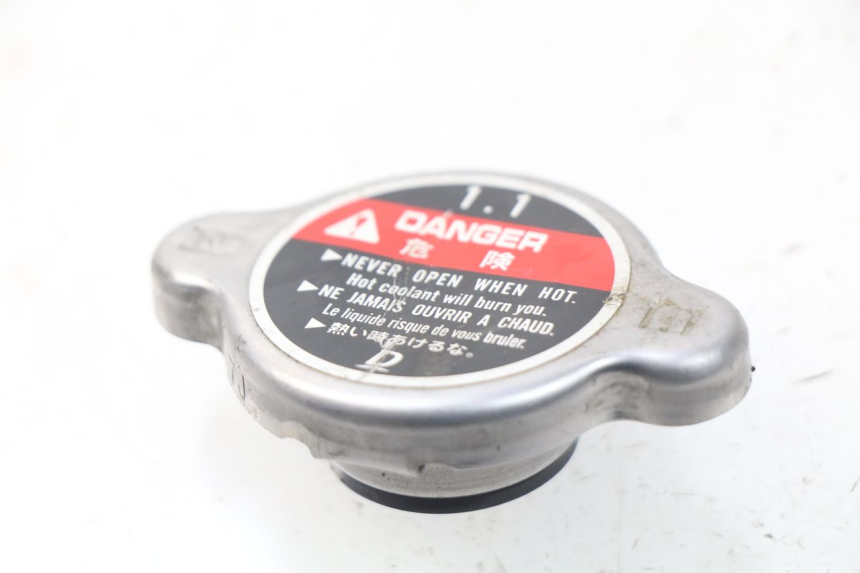 photo de RADIATOR CAP HONDA CRF CR-F 450 (2005 - 2008) - Component detail