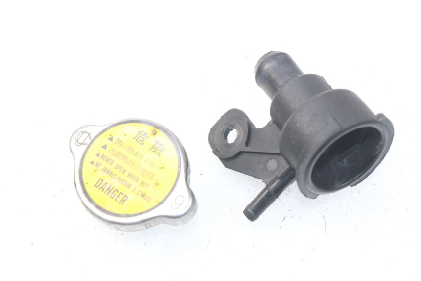 photo de RADIATOR CAP KYMCO DINK STREET 125 (2009 - 2014) - Main view