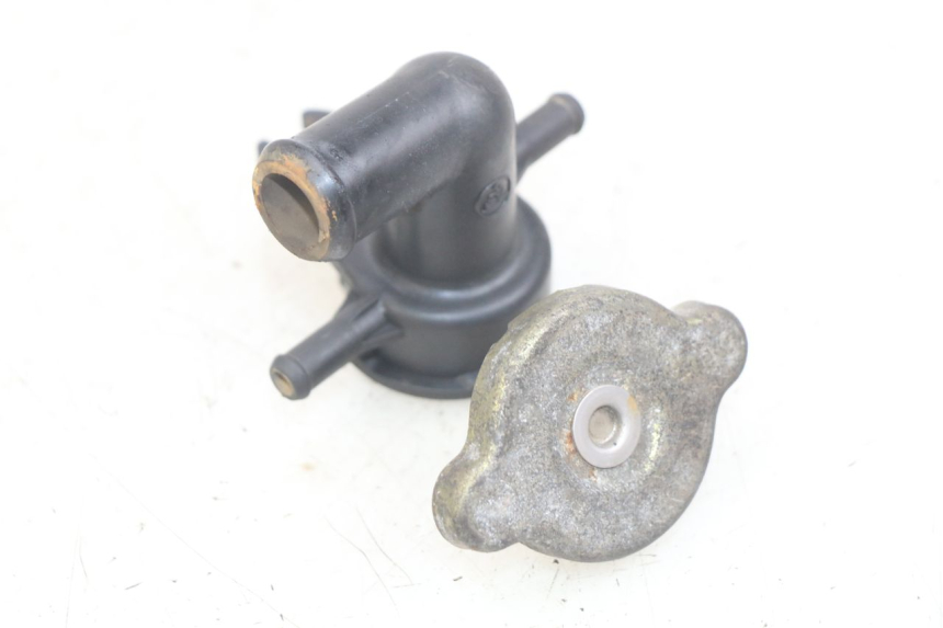 photo de RADIATOR CAP HONDA FES PANTHEON 2T 125 (1998 - 2002) - Main view