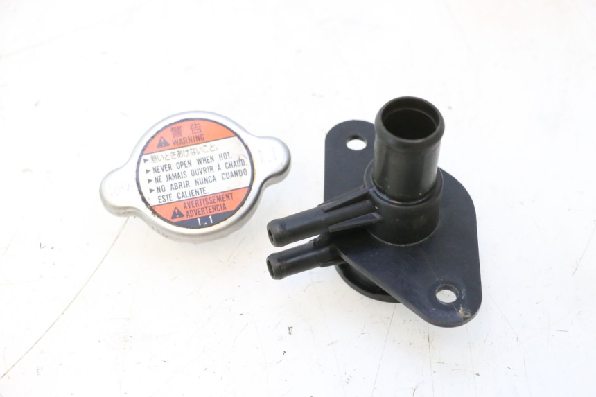 photo de RADIATOR CAP YAMAHA FJR 1300 (2001 - 2005) - Component detail