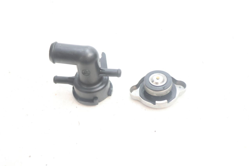 photo de RADIATOR CAP HONDA FJS SILVER WING SILVERWING 400 (2005 - 2008) - Component detail