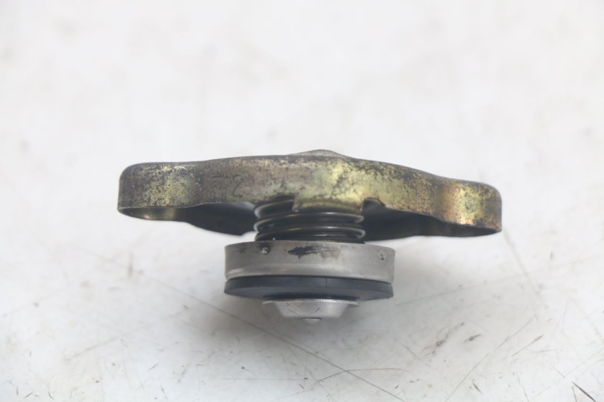 photo de RADIATOR CAP HONDA FJS SILVERWING SILVER WING 600 (2001 - 2010) - Component detail