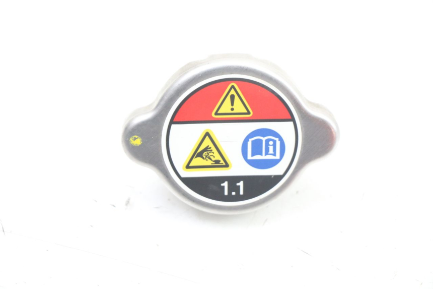 photo de RADIATOR CAP HONDA SH i 300 (2015 - 2020) - Zoom on usage condition
