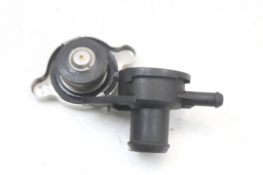 photo de RADIATOR CAP HYTRACK HY S 4X4 410 (2013 - 2016) - Zoom on usage condition