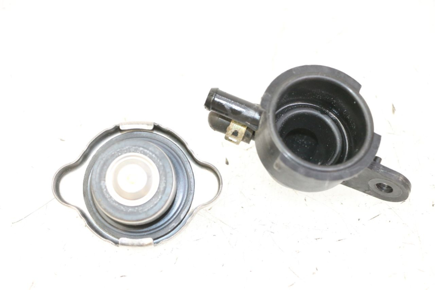 photo de RADIATOR CAP SYM JOYMAX 125 (2010 - 2017) - Component detail
