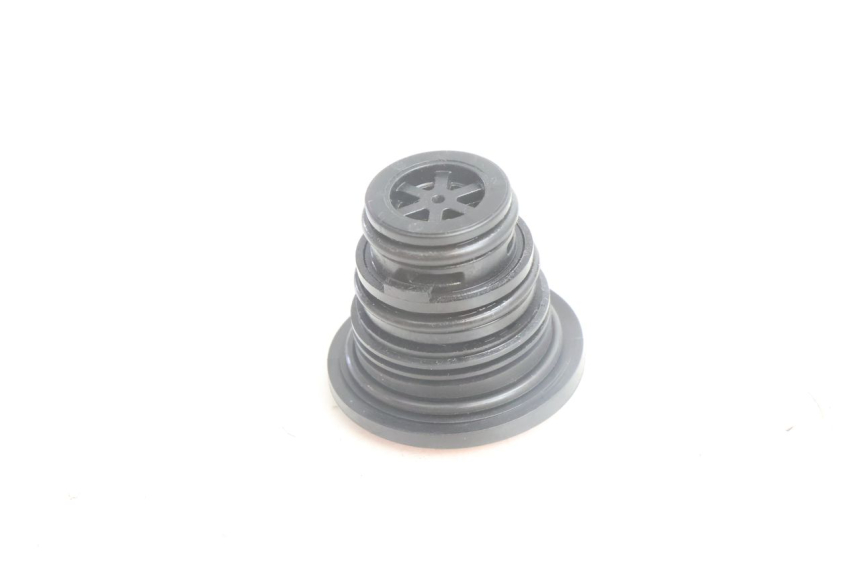photo de RADIATOR CAP YAMAHA N-MAX NMAX 125 (2021 - 2024) - Alternative perspective