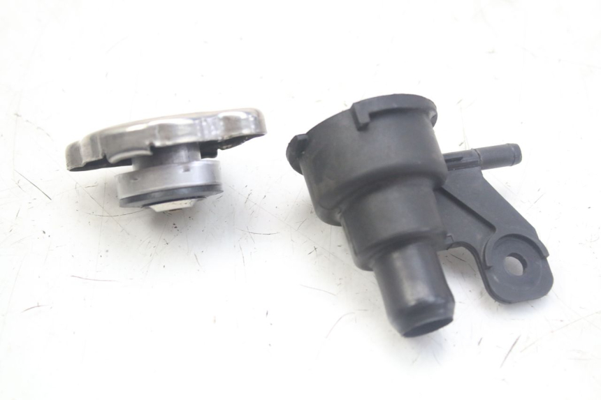 photo de RADIATOR CAP KYMCO X-CITING XCITING 400 (2014 - 2018) - Component detail
