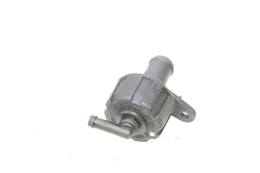 photo de RADIATOR CAP YAMAHA X-MAX XMAX 125 (2010 - 2013) - Zoom on usage condition