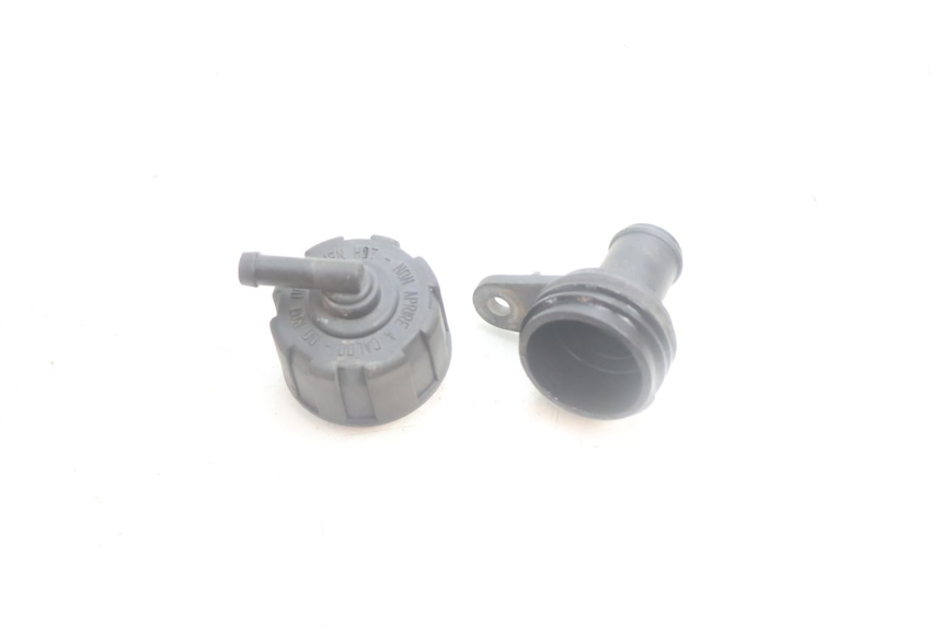 photo de RADIATOR CAP YAMAHA XMAX X-MAX 125 (2006 - 2009) - Component detail