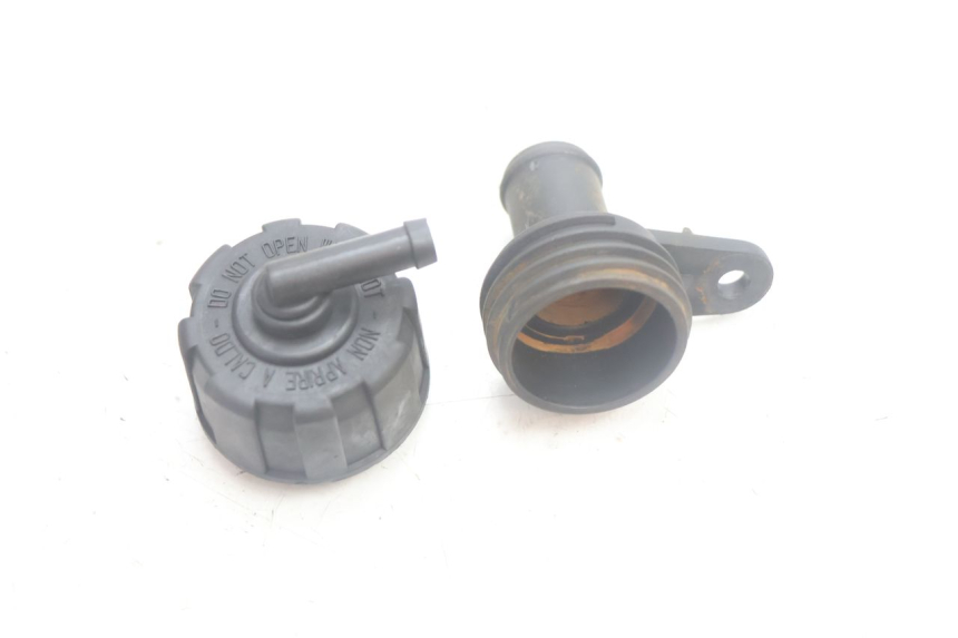 photo de RADIATOR CAP YAMAHA XMAX X-MAX 125 (2006 - 2009) - Component detail