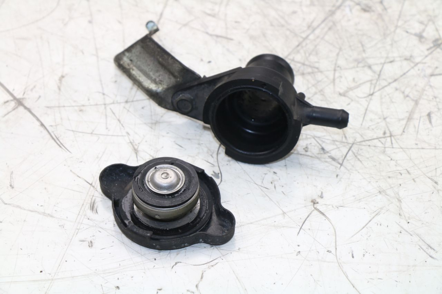 photo de RADIATOR CAP YAMAHA YP MAJESTY ABS 400 (2007 - 2009) - Component detail