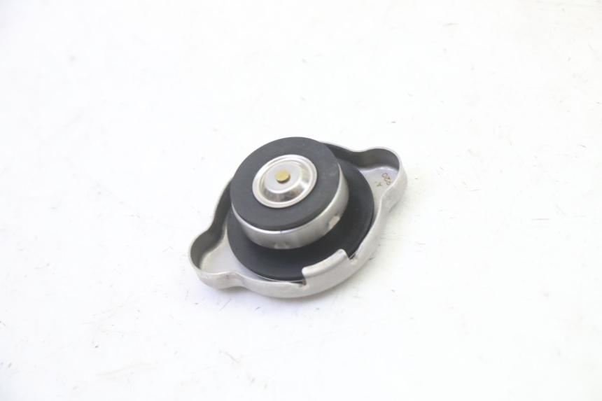 photo de RADIATOR CAP YAMAHA YZ 85 (2022 - 2025) - Zoom on usage condition