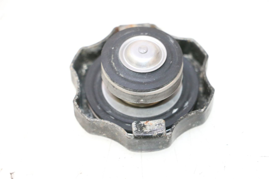 photo de RADIATOR CAP KAWASAKI ZX-6R ZX6R 600 (1995 - 1997) - Alternative perspective
