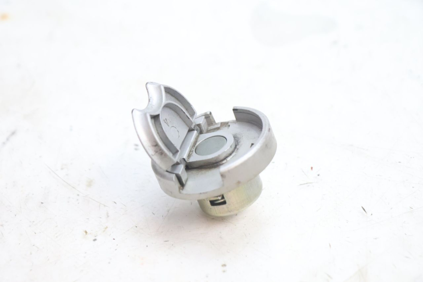 photo de FUEL TANK CAP KYMCO AGILITY 4T 50 (2018 - 2022) - Main view