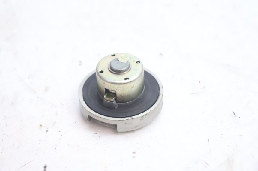 photo de FUEL TANK CAP KYMCO AGILITY 4T 50 (2018 - 2022) - Technical close-up