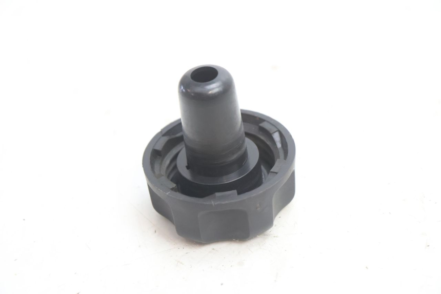 photo de FUEL TANK CAP MBK BOOSTER ROCKET 50 (2004 - 2016) - Alternative perspective