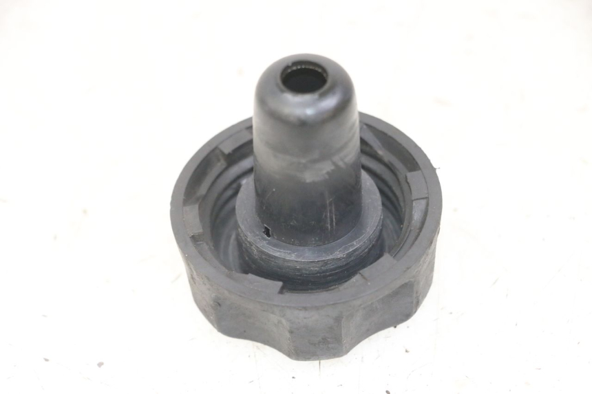 photo de FUEL TANK CAP MBK BOOSTER SPIRIT NAKED 50 (2004 - 2017) - Component detail