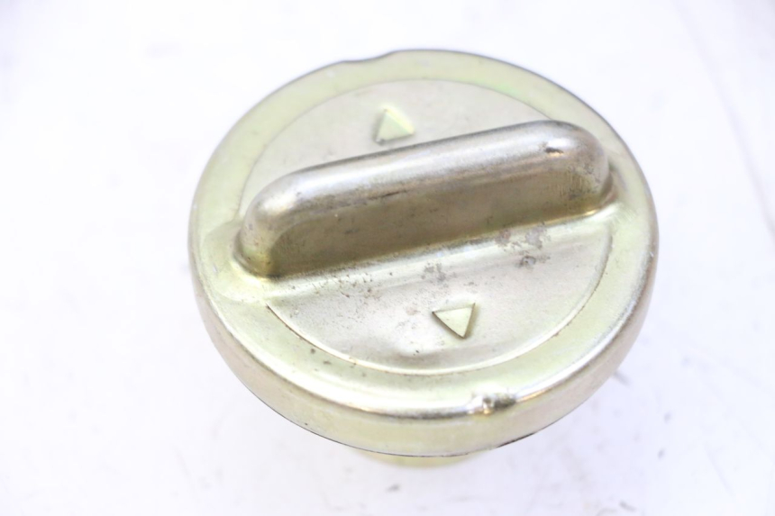 photo de FUEL TANK CAP MOTRON BREEZY 4T 50 (2021 - 2025) - Zoom on usage condition