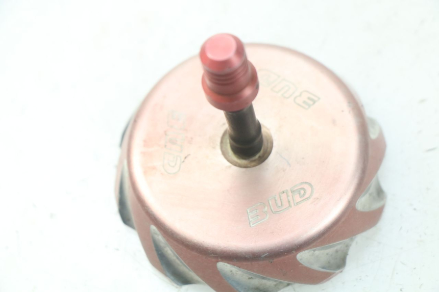 photo de FUEL TANK CAP HONDA CRF CR-F 450 (2005 - 2008) - Component detail