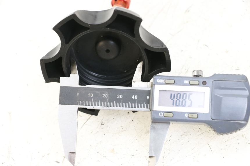 photo de FUEL TANK CAP RSR DIRT BIKE 150 - Component detail