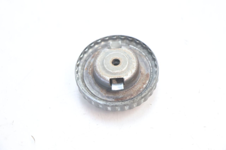 photo de FUEL TANK CAP MBK EVOLIS 80 (1993 - 1999) - Zoom on usage condition
