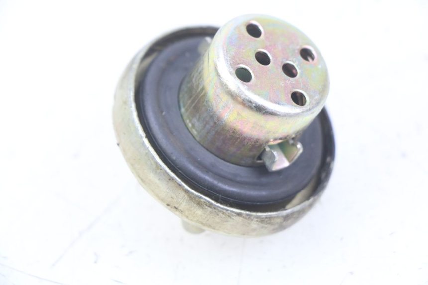 photo de FUEL TANK CAP REVATTO IMPERATOR 125 (2007 - 2015) - Component detail