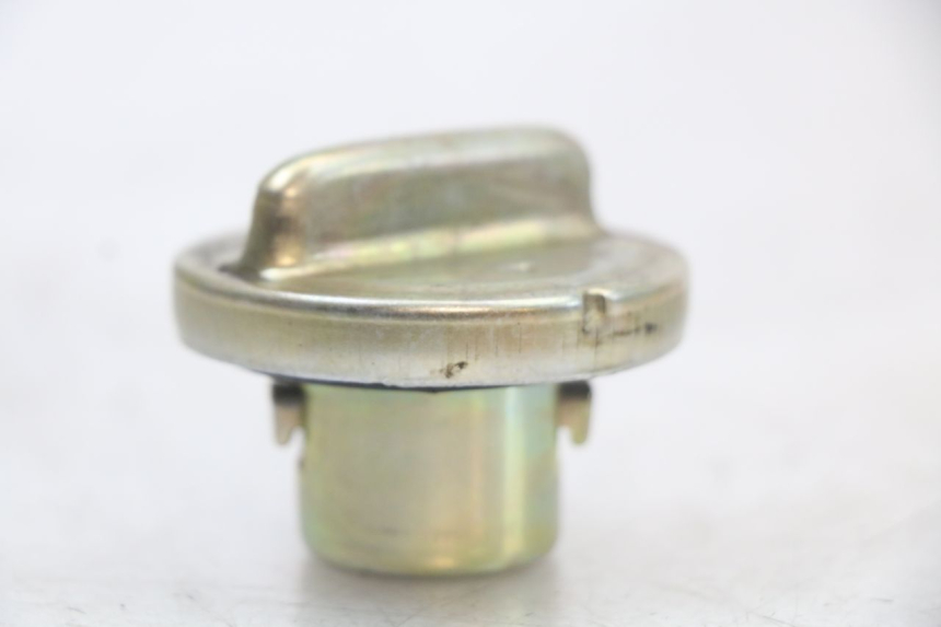 photo de FUEL TANK CAP JM MOTORS VX 125 (2022 - 2025) - Zoom on usage condition