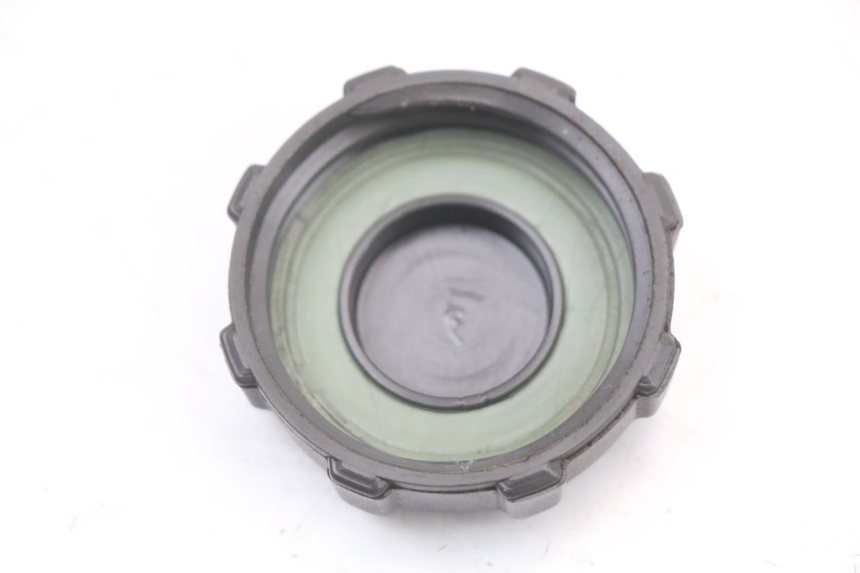 photo de FUEL TANK CAP PIAGGIO LIBERTY 4T 50 (2004 - 2008) - Component detail